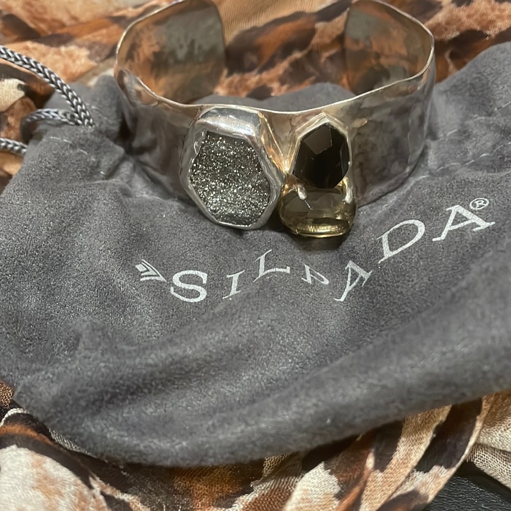 Cuff bracelet